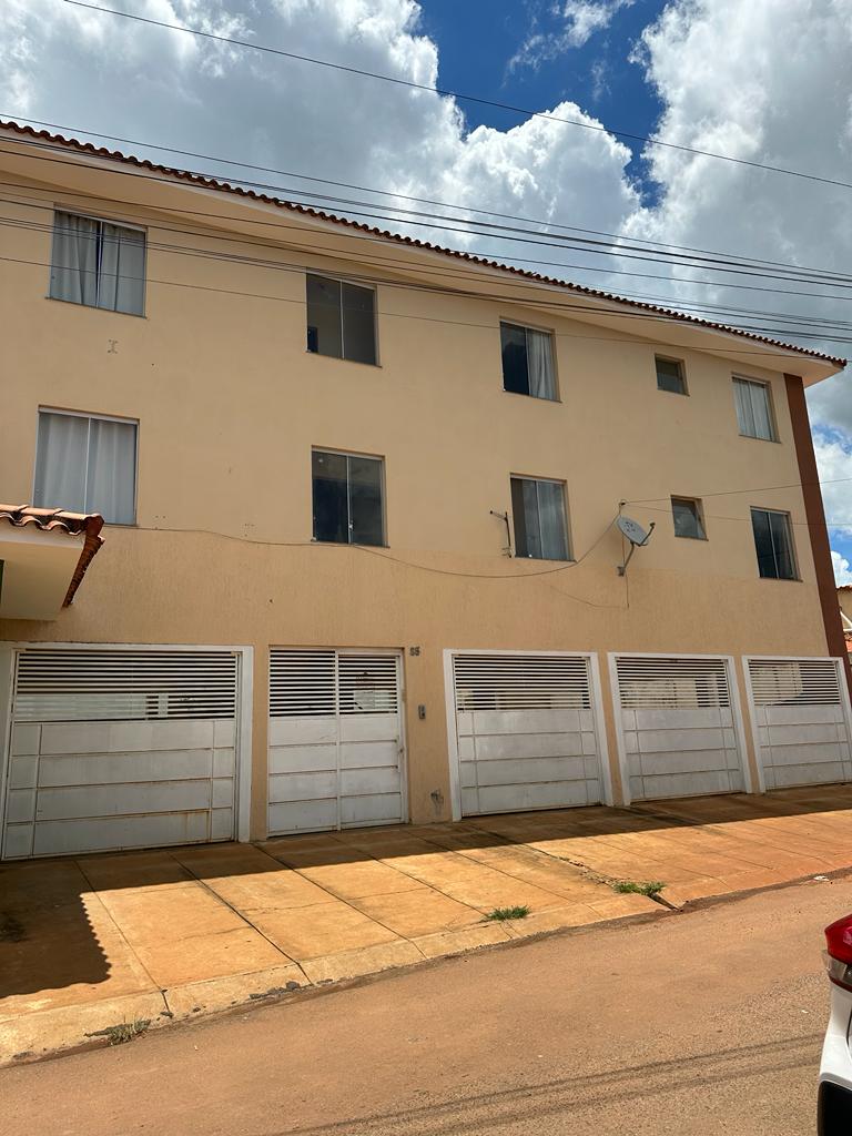 Apartamento à venda com 3 quartos, 100m² - Foto 1