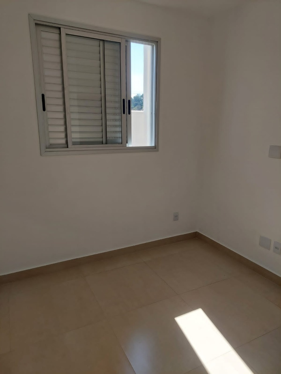 Casa à venda com 3 quartos, 103m² - Foto 4