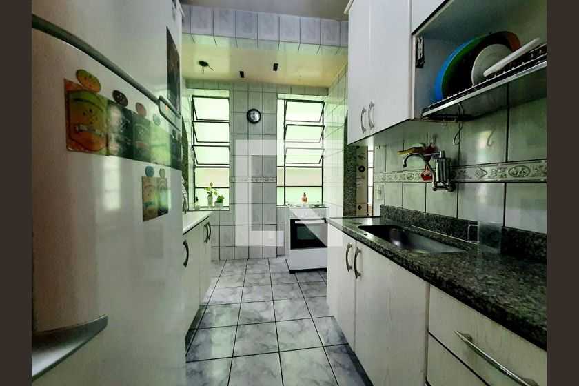 Apartamento à venda com 3 quartos, 92m² - Foto 8