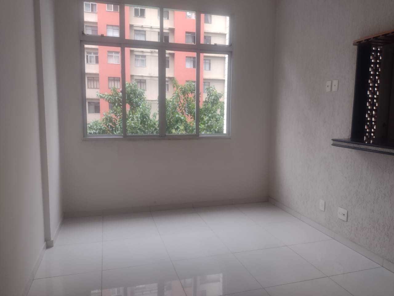 Apartamento à venda com 1 quarto, 45m² - Foto 8