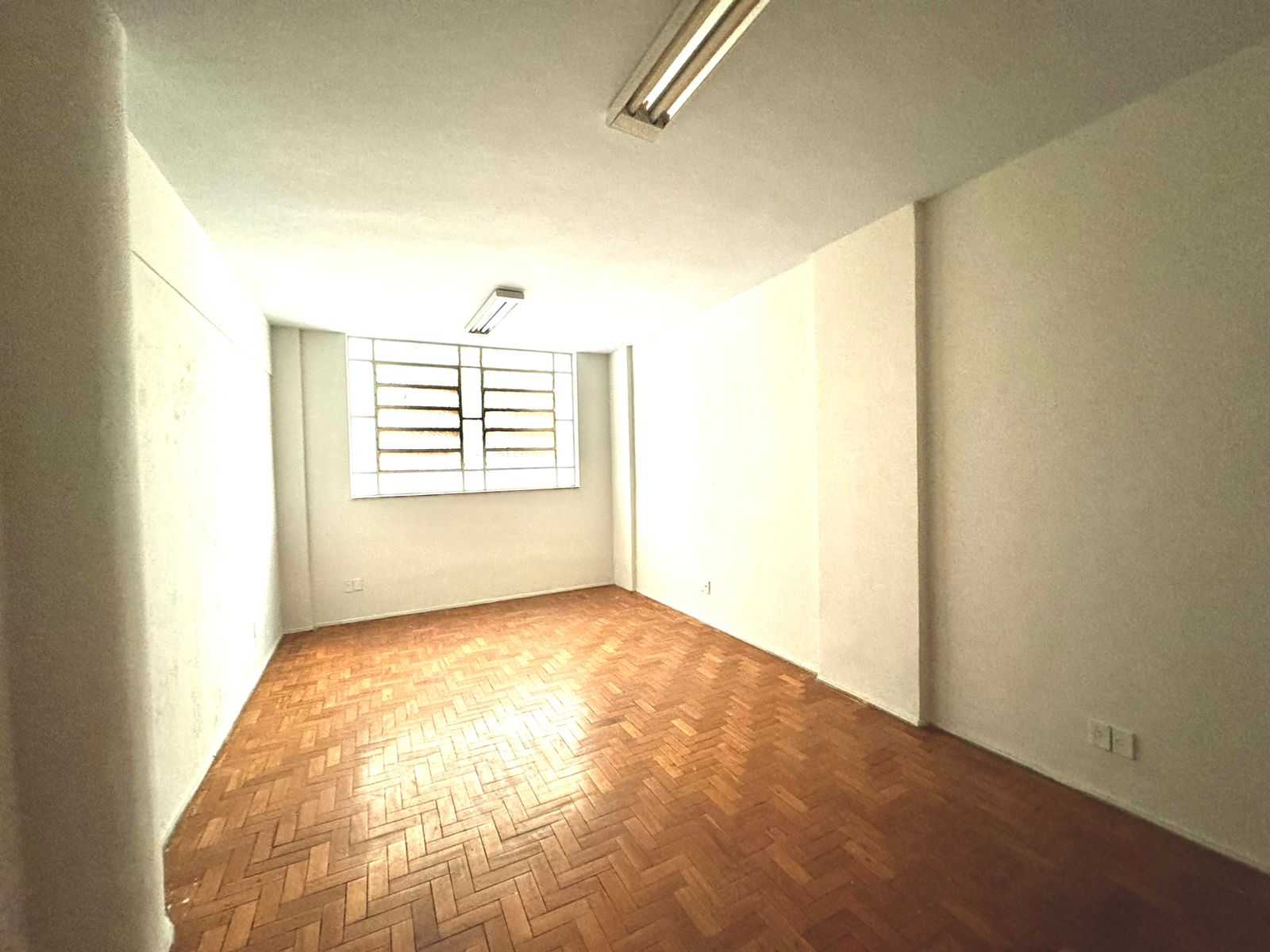 Loja-Salão para alugar, 44m² - Foto 1