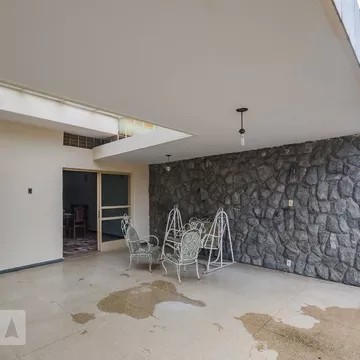 Casa à venda com 3 quartos, 229m² - Foto 18