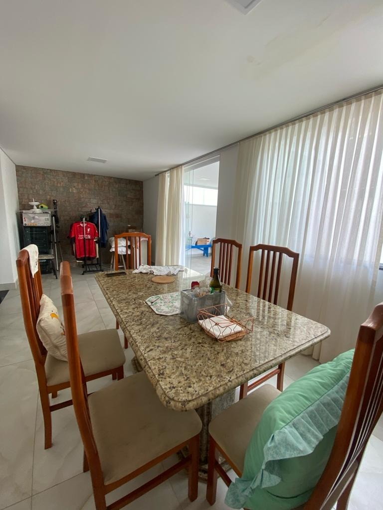 Apartamento à venda com 3 quartos, 182m² - Foto 5