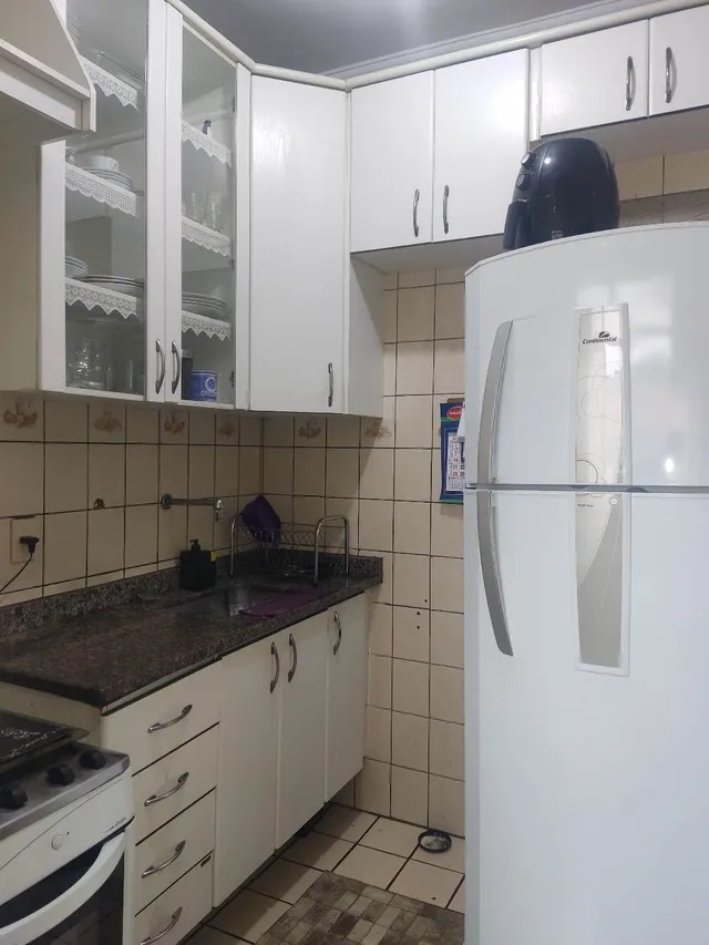 Apartamento à venda com 2 quartos, 64m² - Foto 4