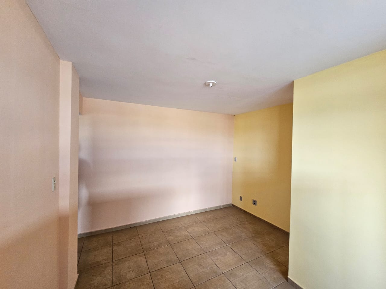 Apartamento à venda com 2 quartos, 60m² - Foto 11