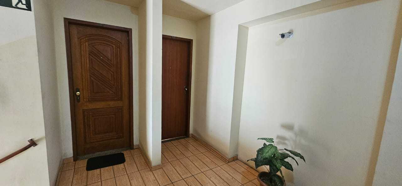 Apartamento à venda com 2 quartos, 60m² - Foto 2