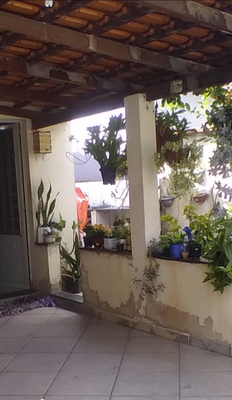 Casa à venda com 3 quartos, 200m² - Foto 2