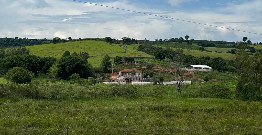 Chácara à venda com 4 quartos, 968000m² - Foto 1