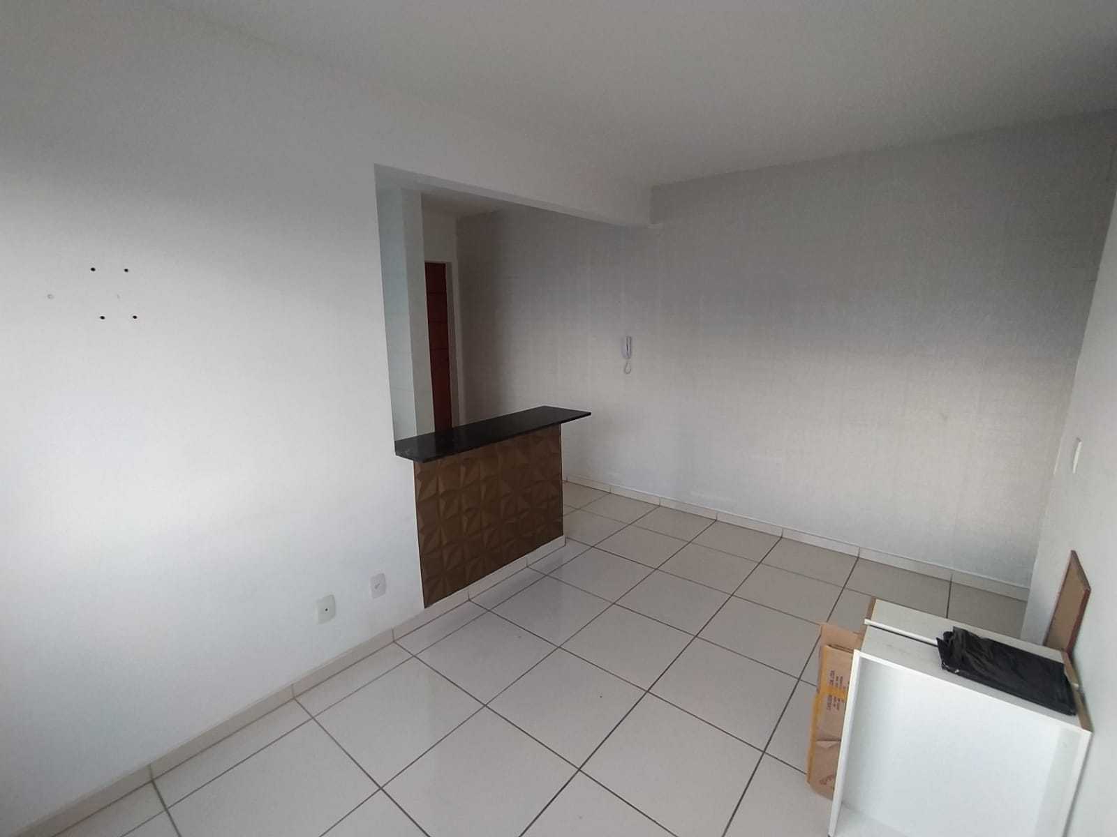 Apartamento à venda com 3 quartos, 70m² - Foto 2