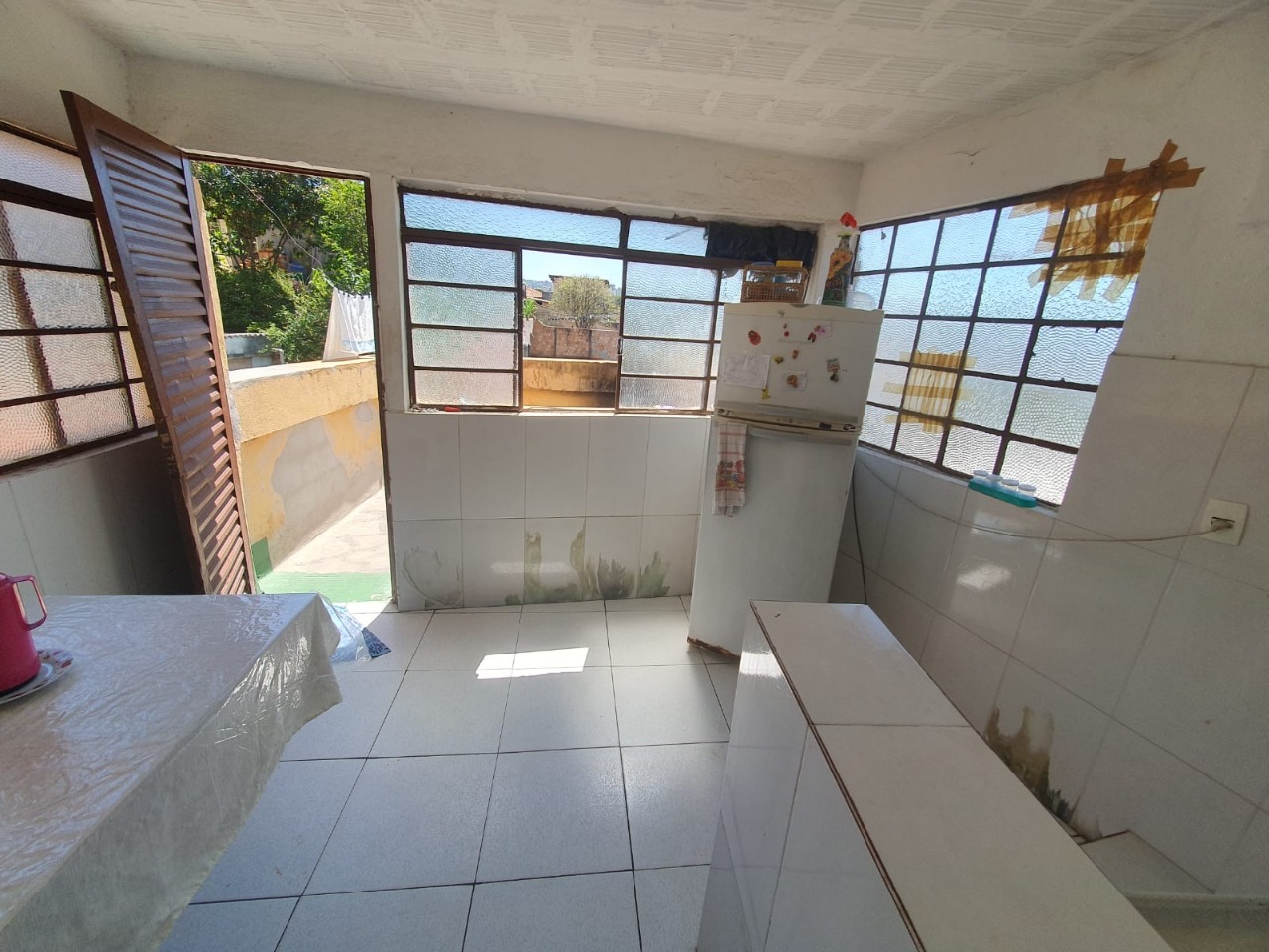 Casa à venda com 3 quartos, 360m² - Foto 15