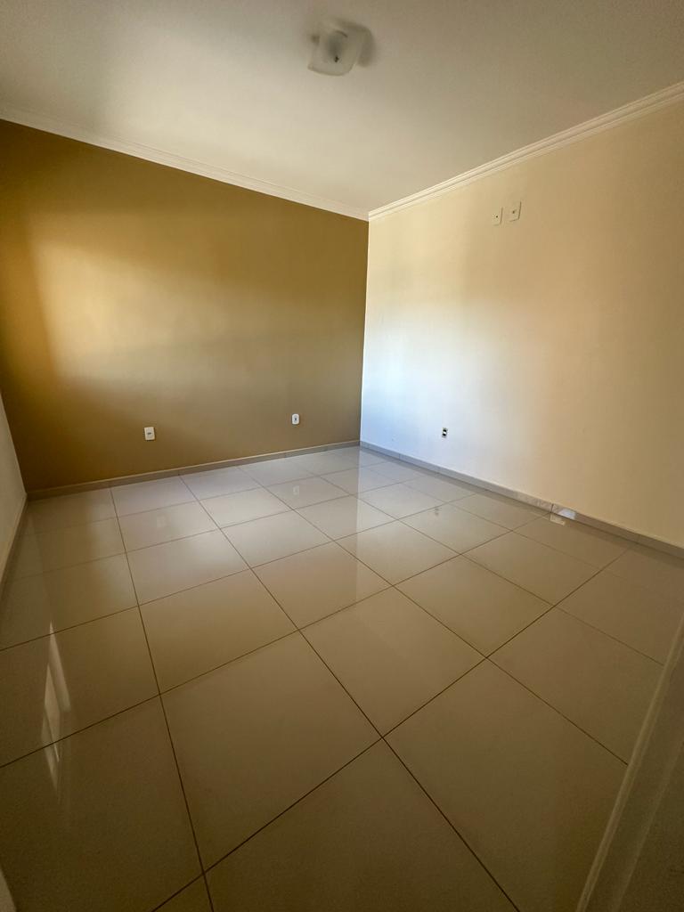 Casa à venda com 2 quartos, 120m² - Foto 8