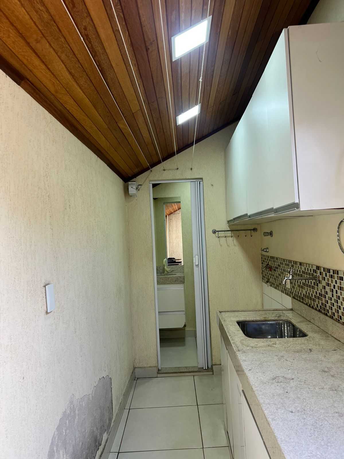 Apartamento à venda com 2 quartos, 73m² - Foto 4