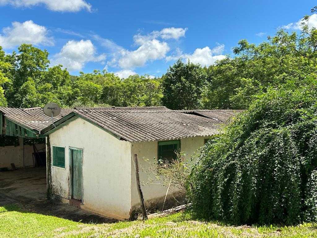 Chácara à venda com 4 quartos, 968000m² - Foto 18