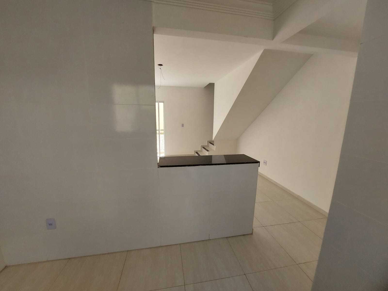 Casa à venda com 2 quartos, 92m² - Foto 1