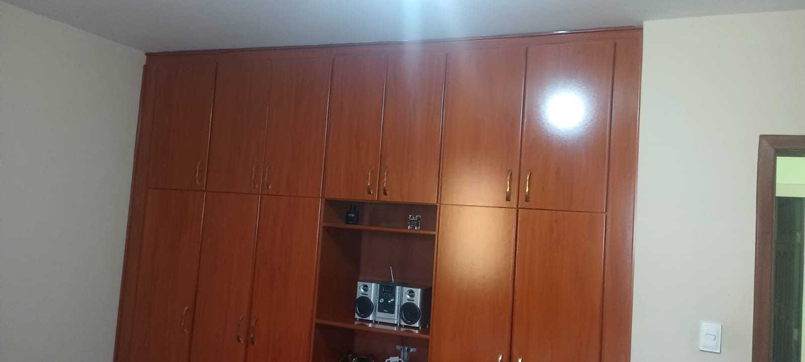 Casa à venda com 6 quartos, 230m² - Foto 16