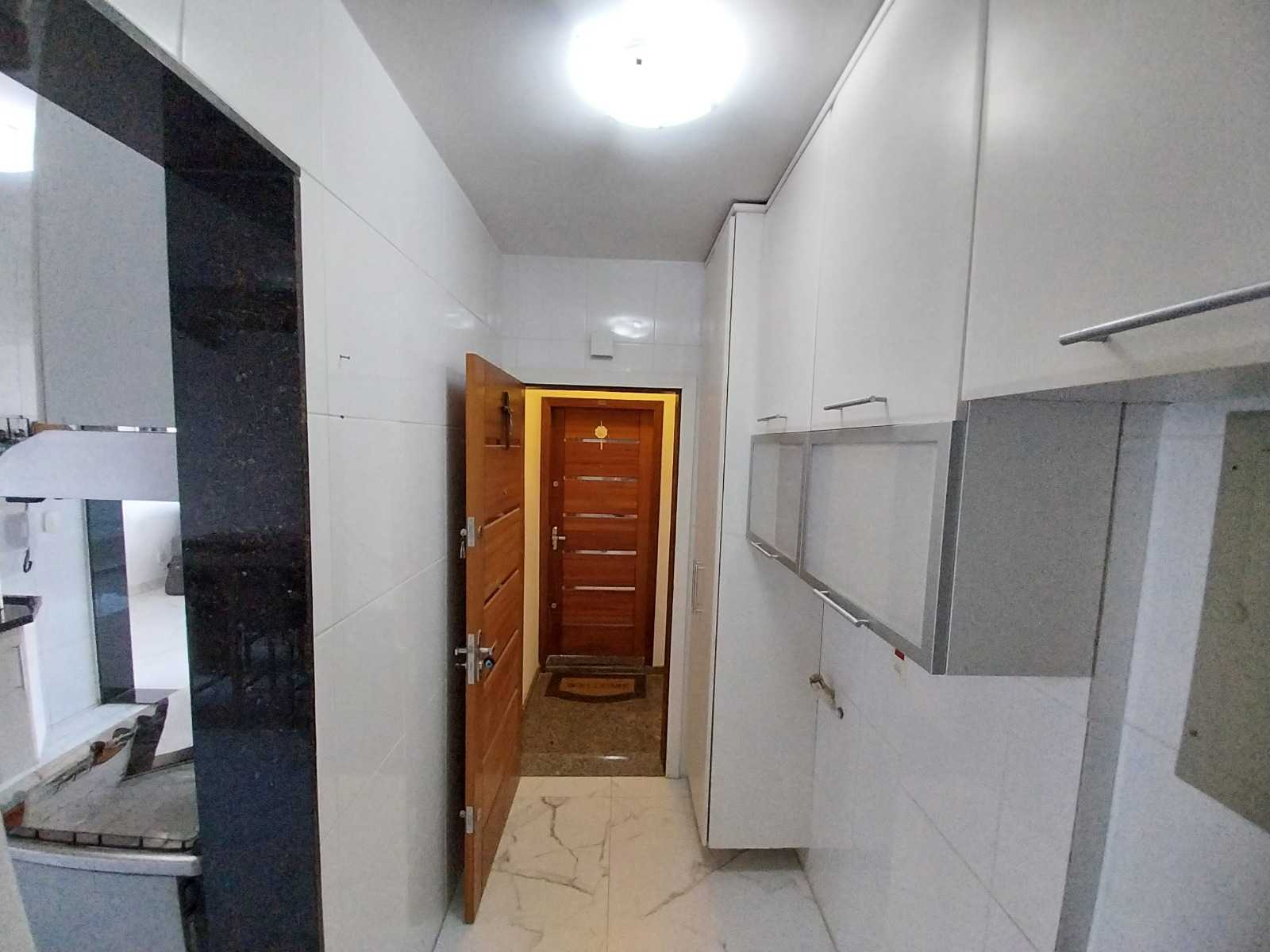 Apartamento à venda com 3 quartos, 150m² - Foto 9