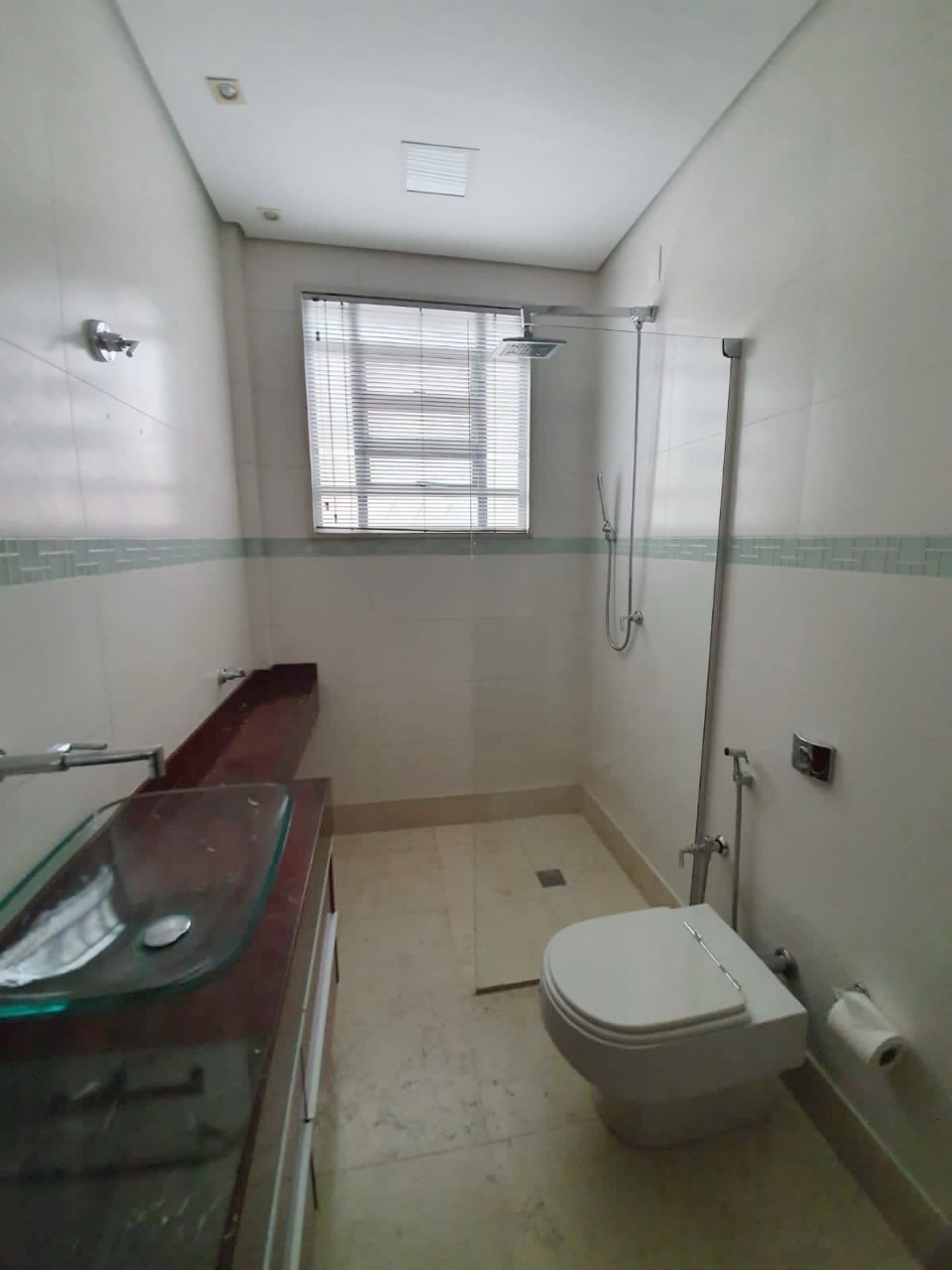 Apartamento à venda com 3 quartos, 96m² - Foto 9