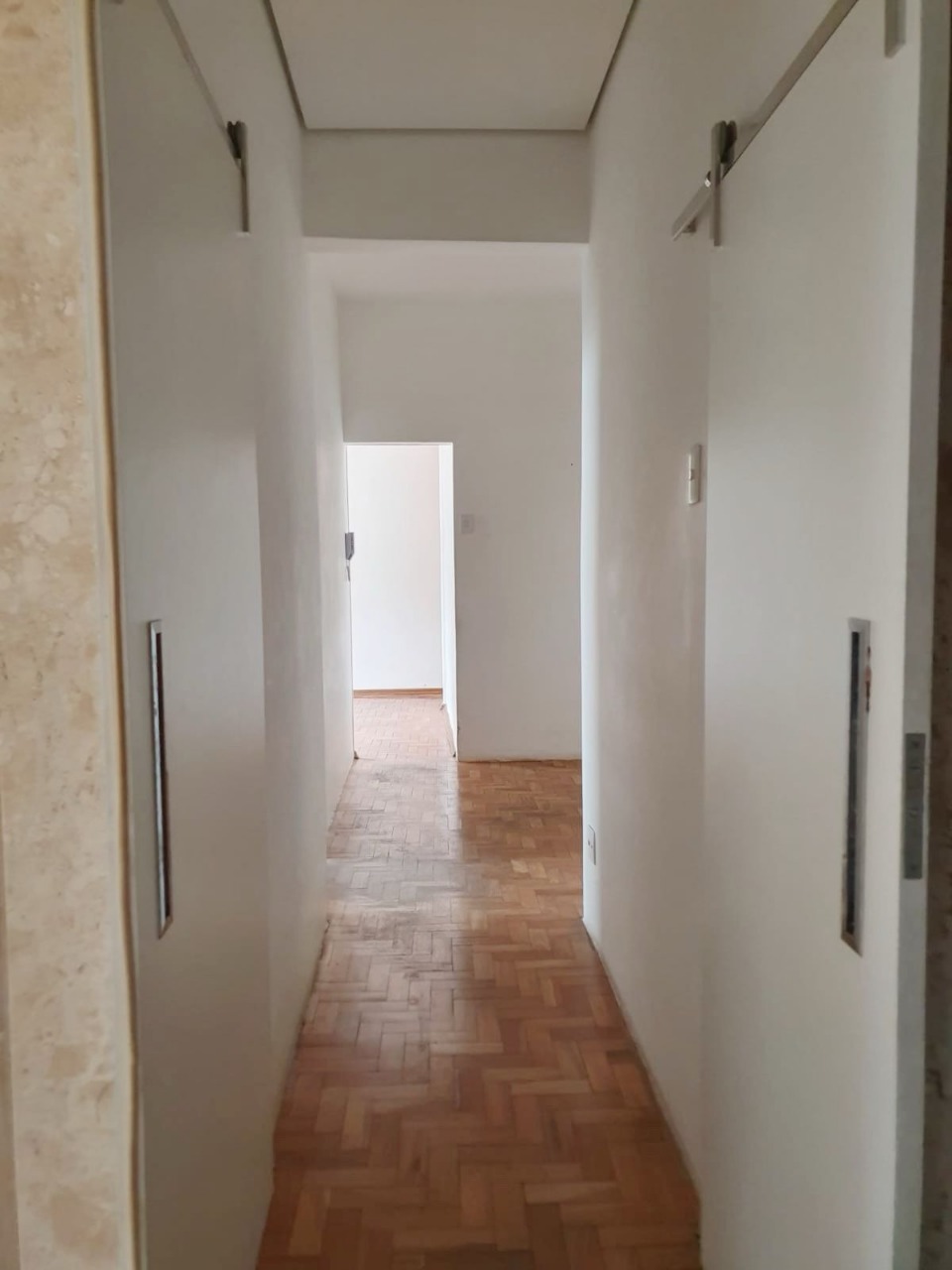 Apartamento à venda com 3 quartos, 96m² - Foto 3