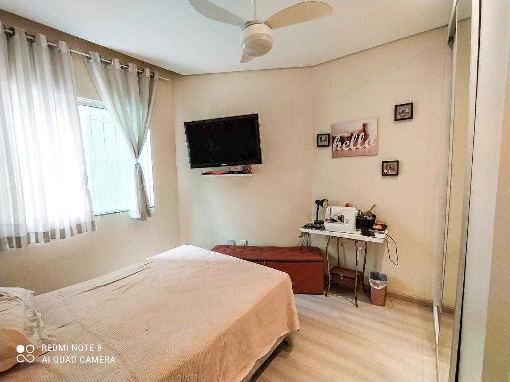 Casa à venda com 4 quartos, 318m² - Foto 23