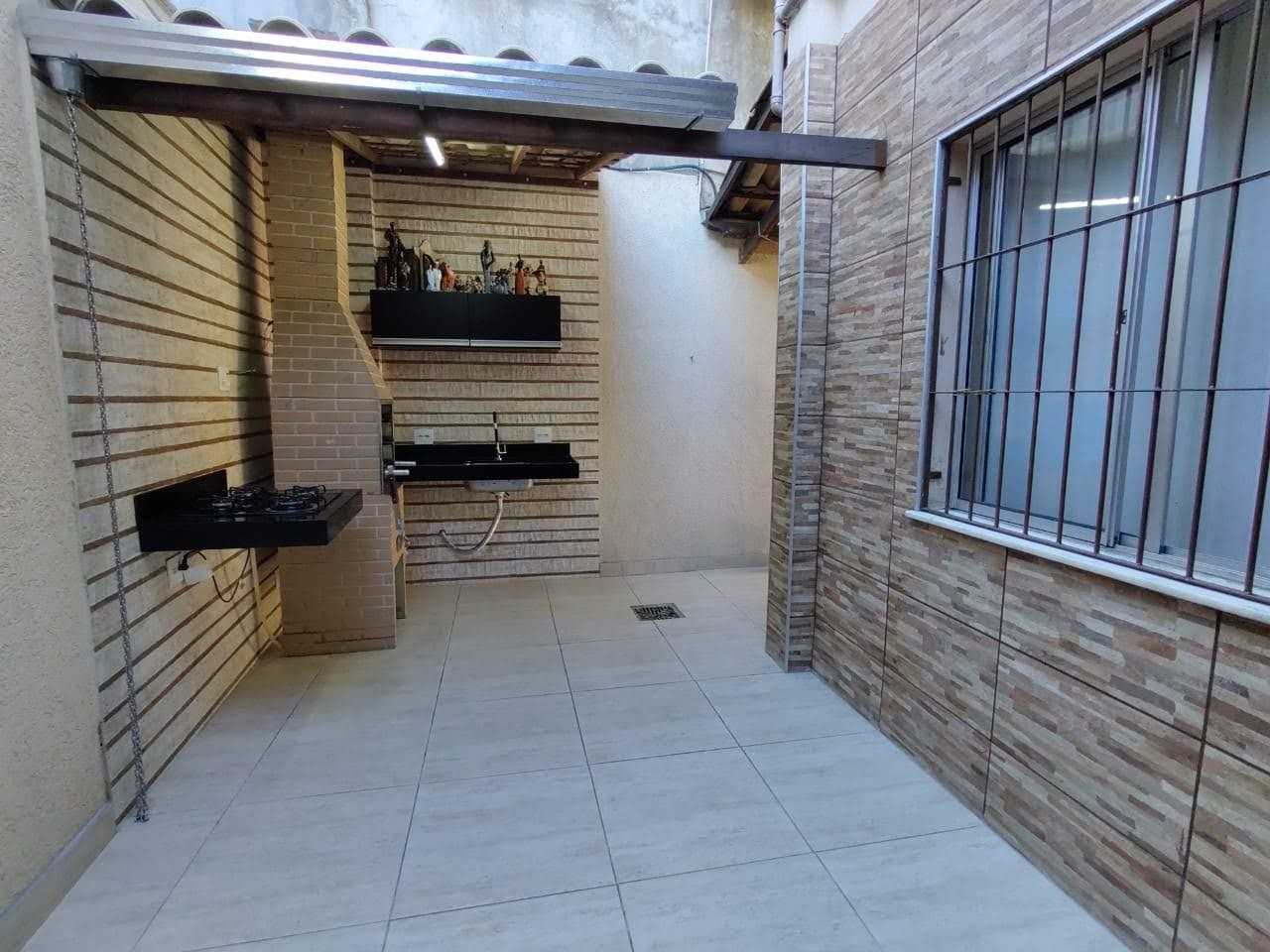 Apartamento à venda com 3 quartos, 110m² - Foto 1