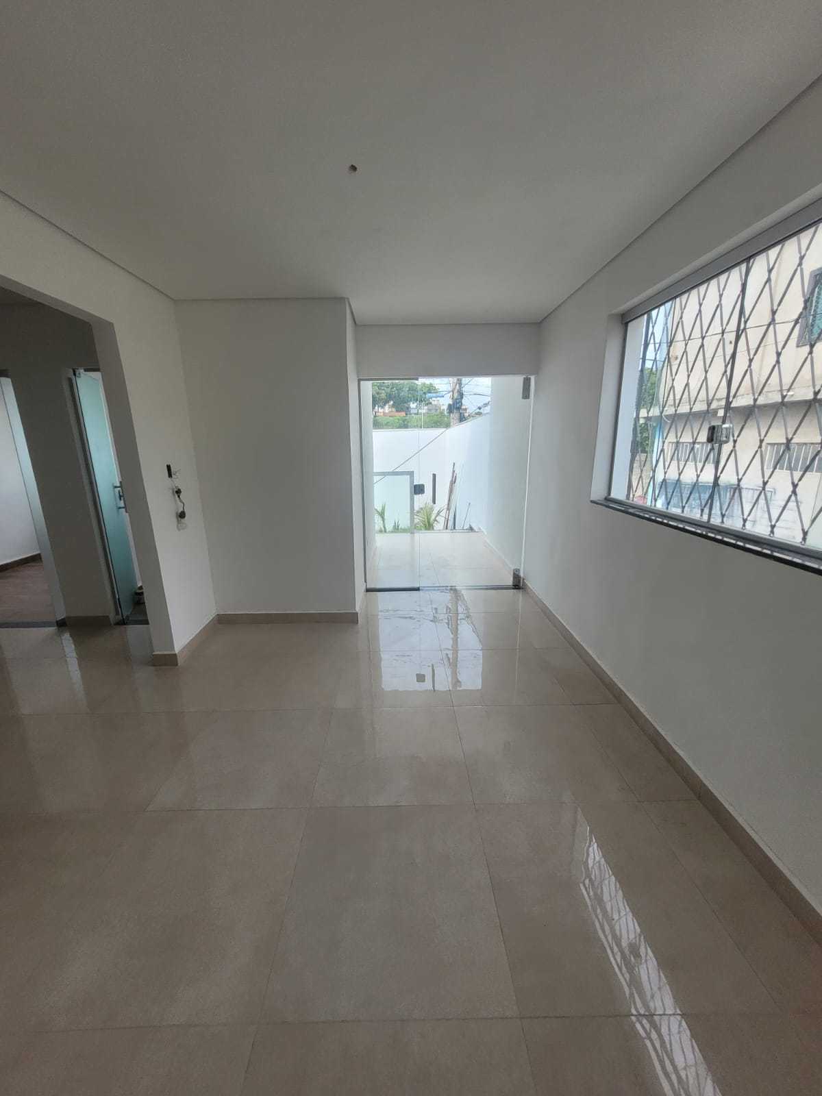 Casa à venda com 4 quartos, 240m² - Foto 12