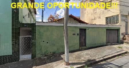 Casa à venda com 3 quartos, 270m² - Foto 1