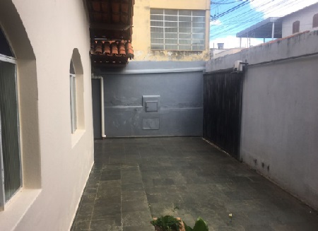 Casa à venda com 3 quartos, 270m² - Foto 3