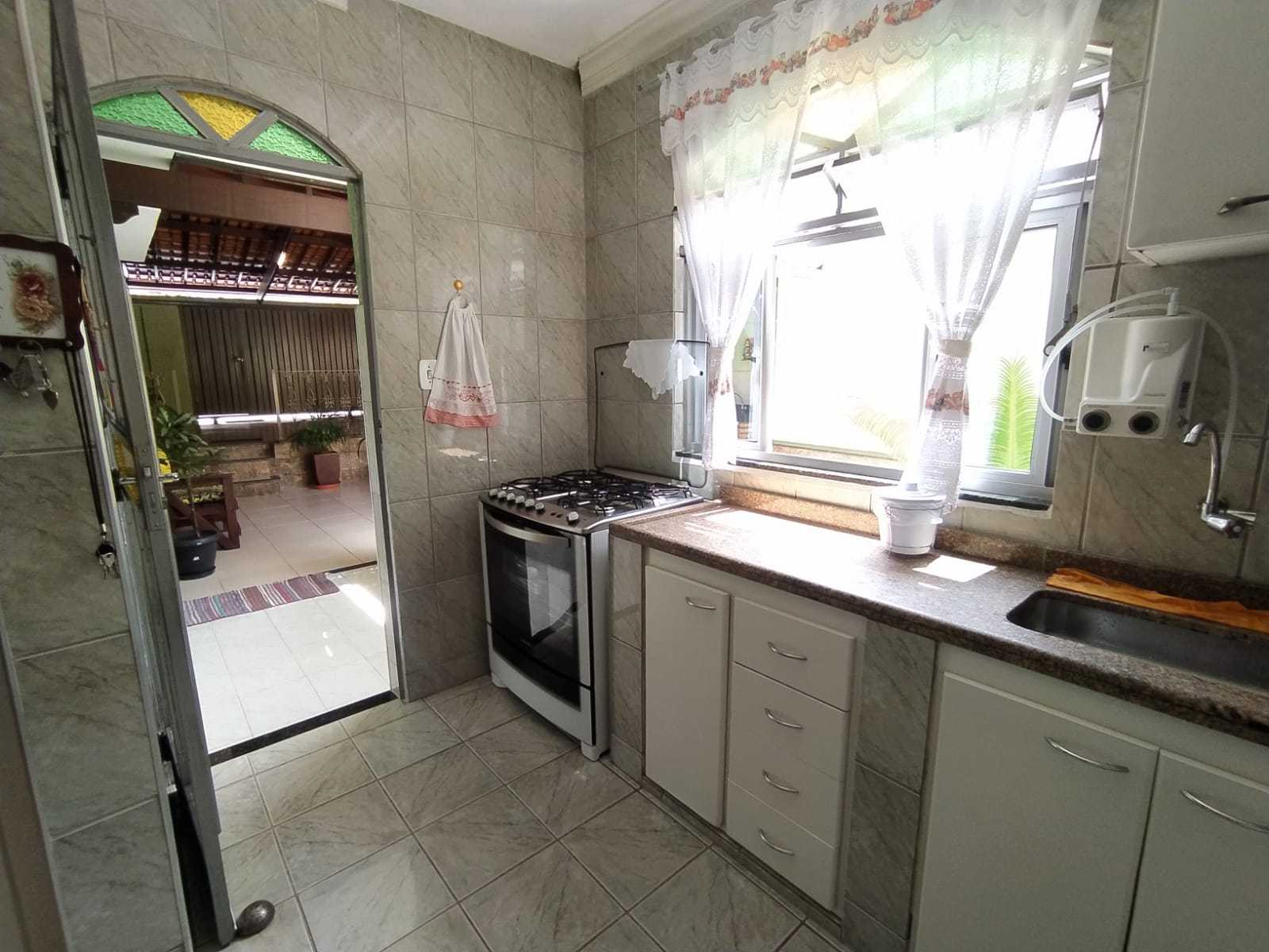 Casa à venda com 2 quartos, 115m² - Foto 17