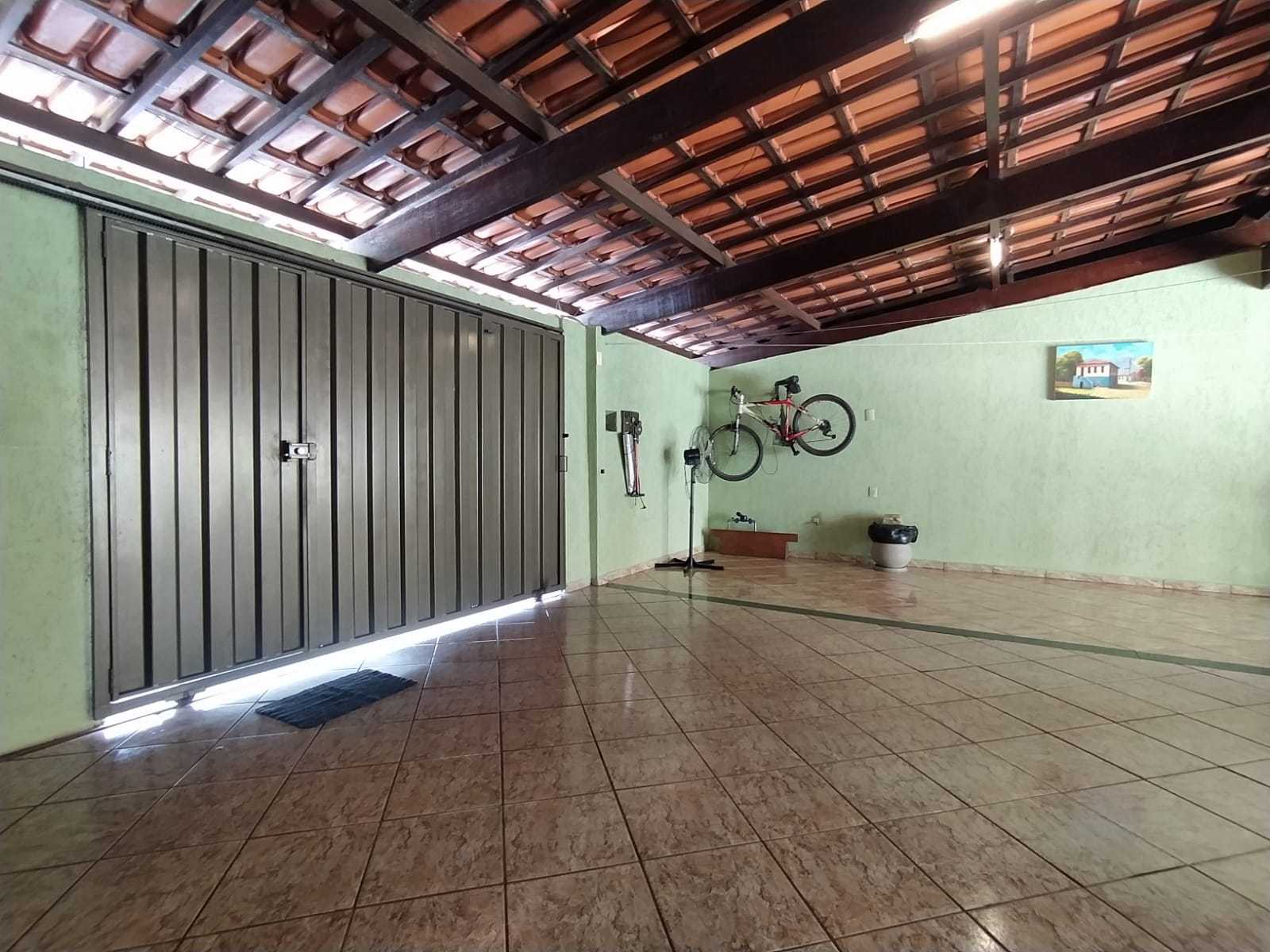 Casa à venda com 2 quartos, 115m² - Foto 8