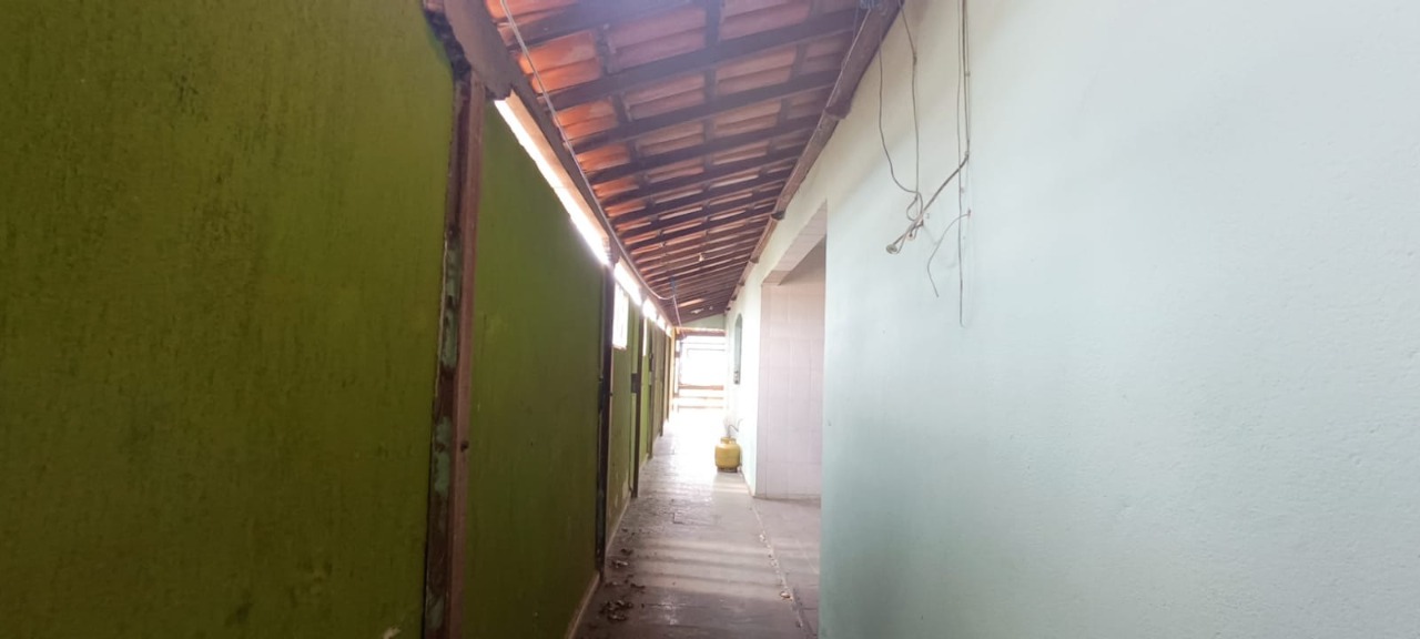 Casa à venda com 3 quartos, 300m² - Foto 23