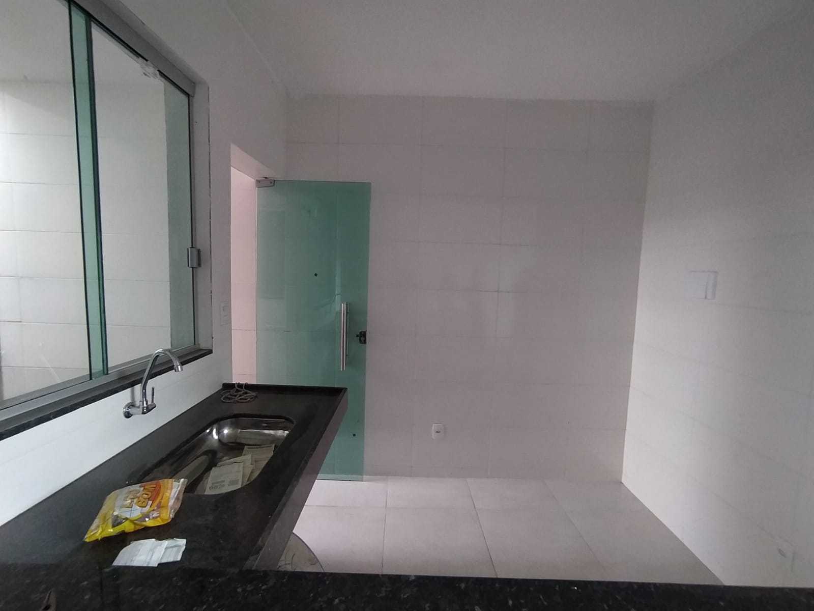 Casa à venda com 3 quartos, 12m² - Foto 5