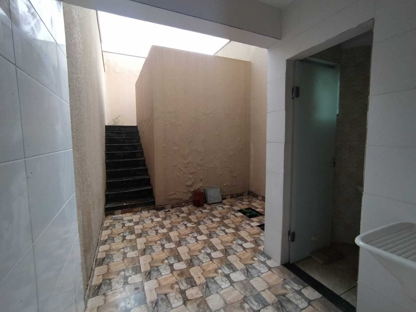 Casa à venda com 2 quartos, 16m² - Foto 4