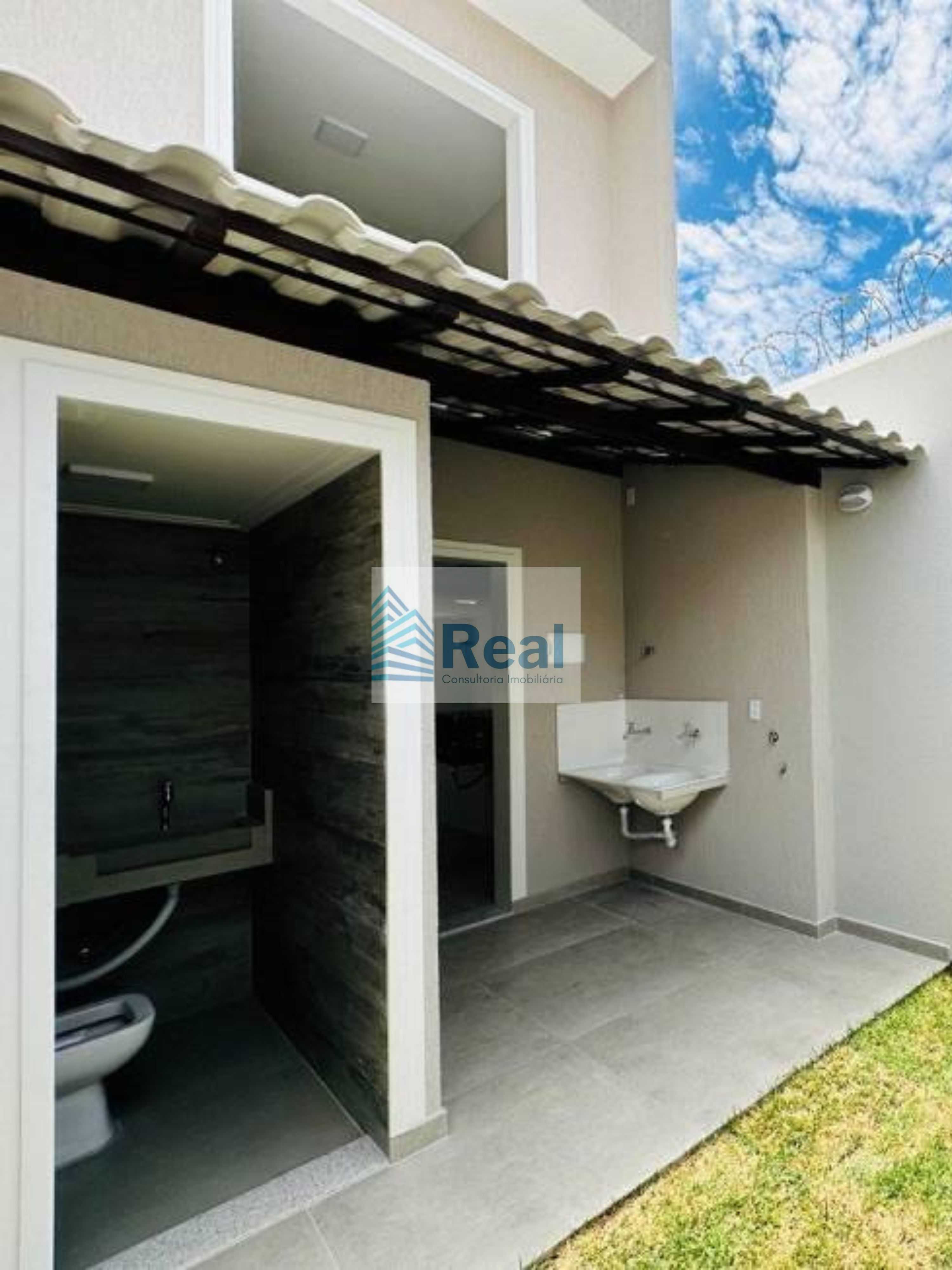 Casa à venda com 2 quartos, 74m² - Foto 4