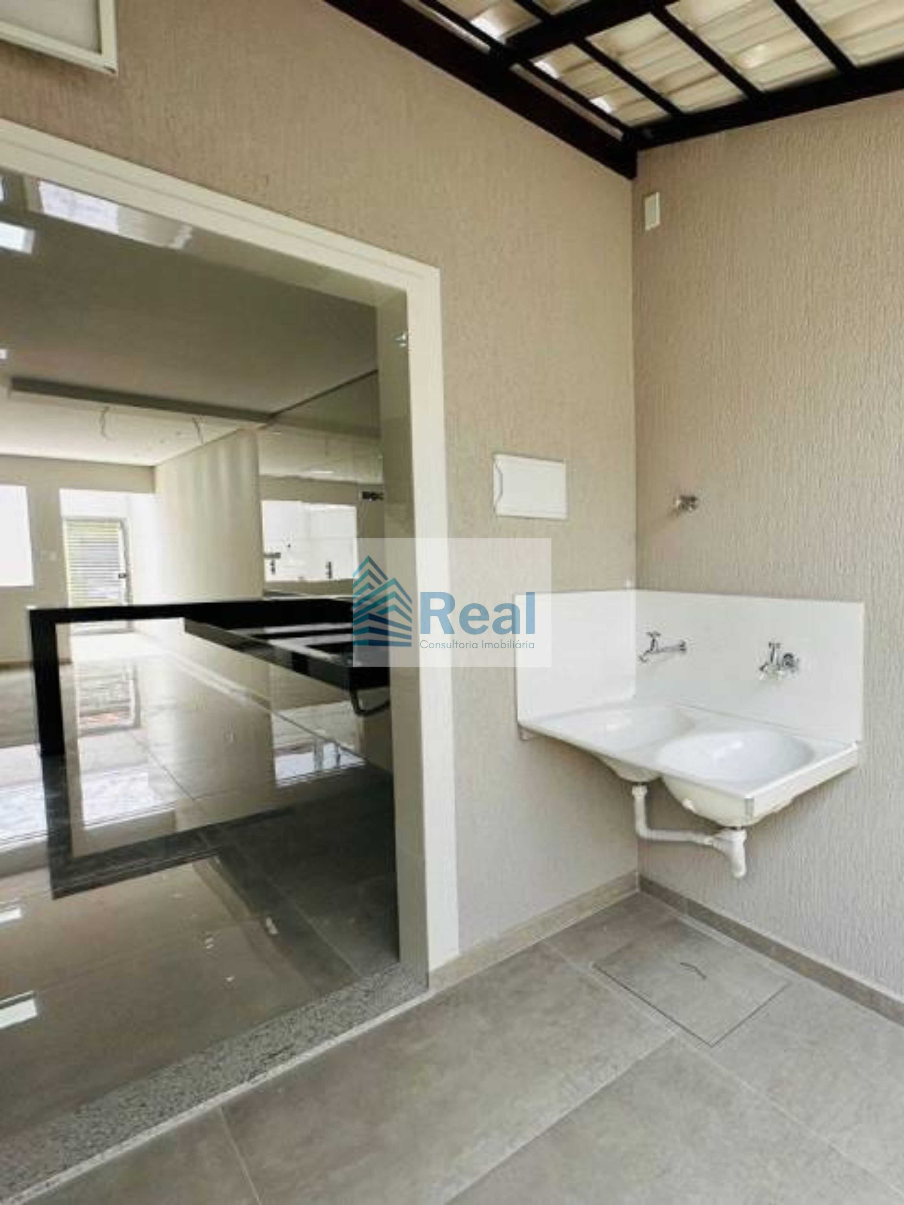 Casa à venda com 2 quartos, 74m² - Foto 5