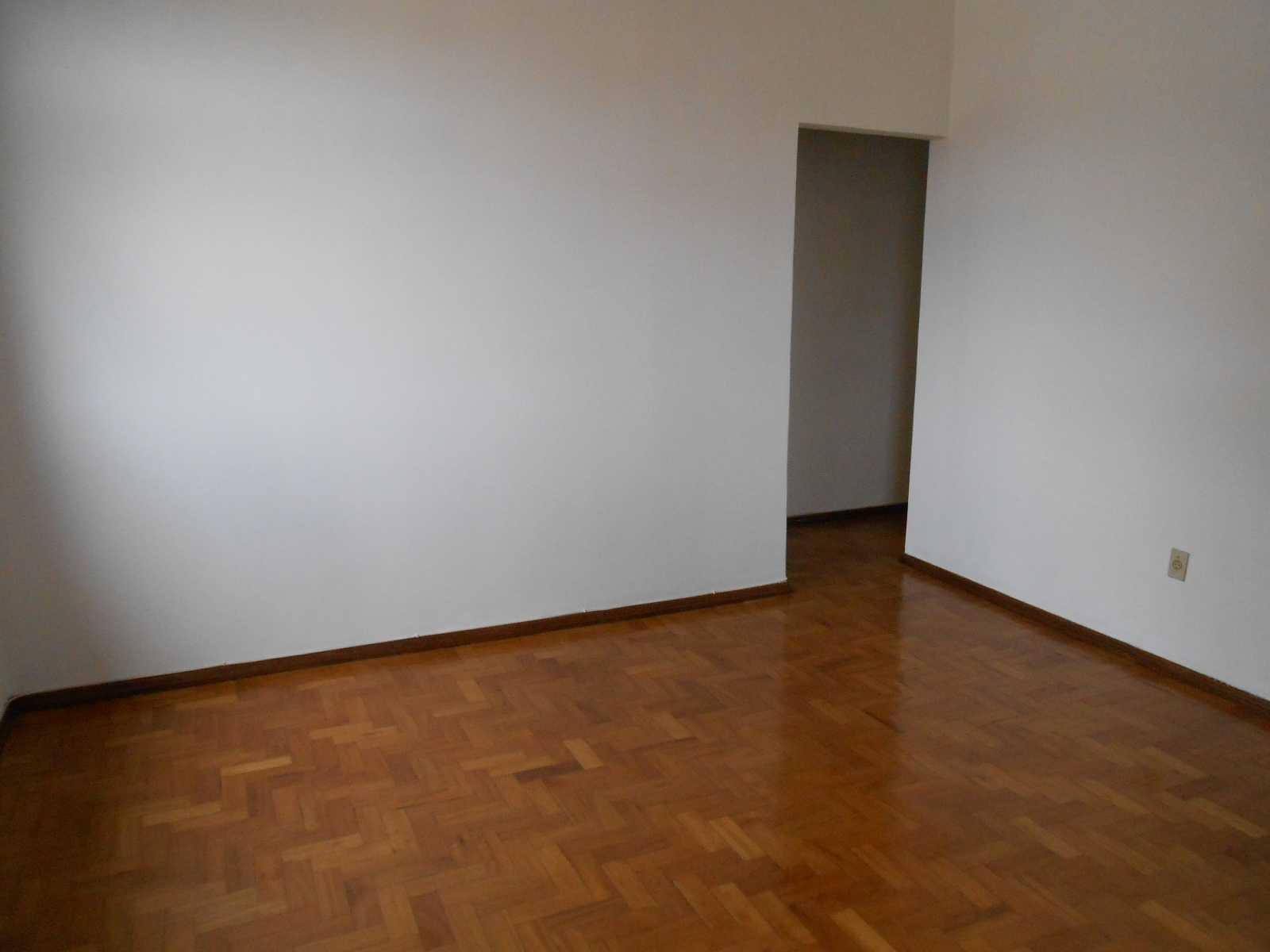 Apartamento à venda com 3 quartos, 102m² - Foto 1