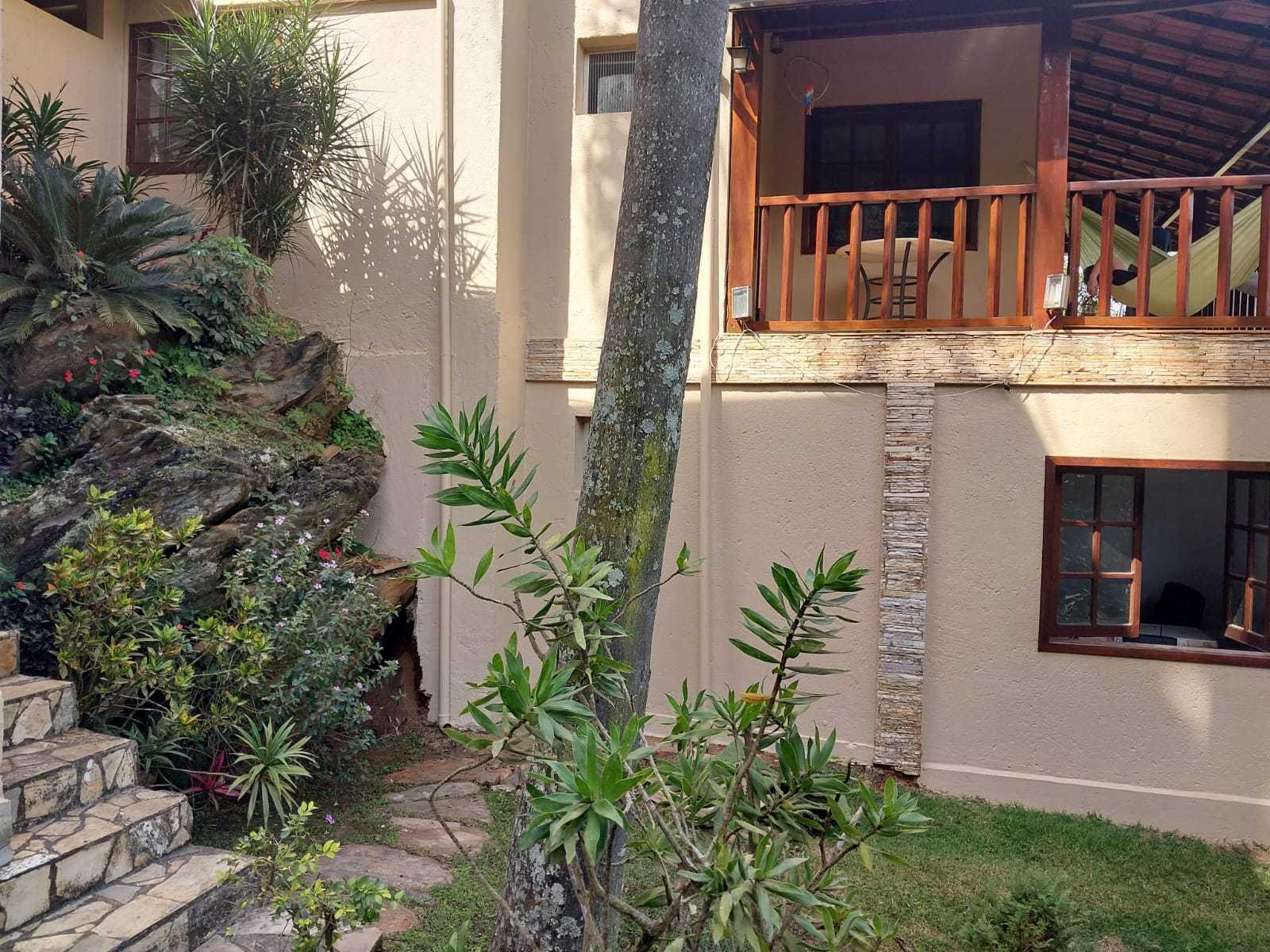 Casa de Condomínio à venda com 5 quartos, 385m² - Foto 18