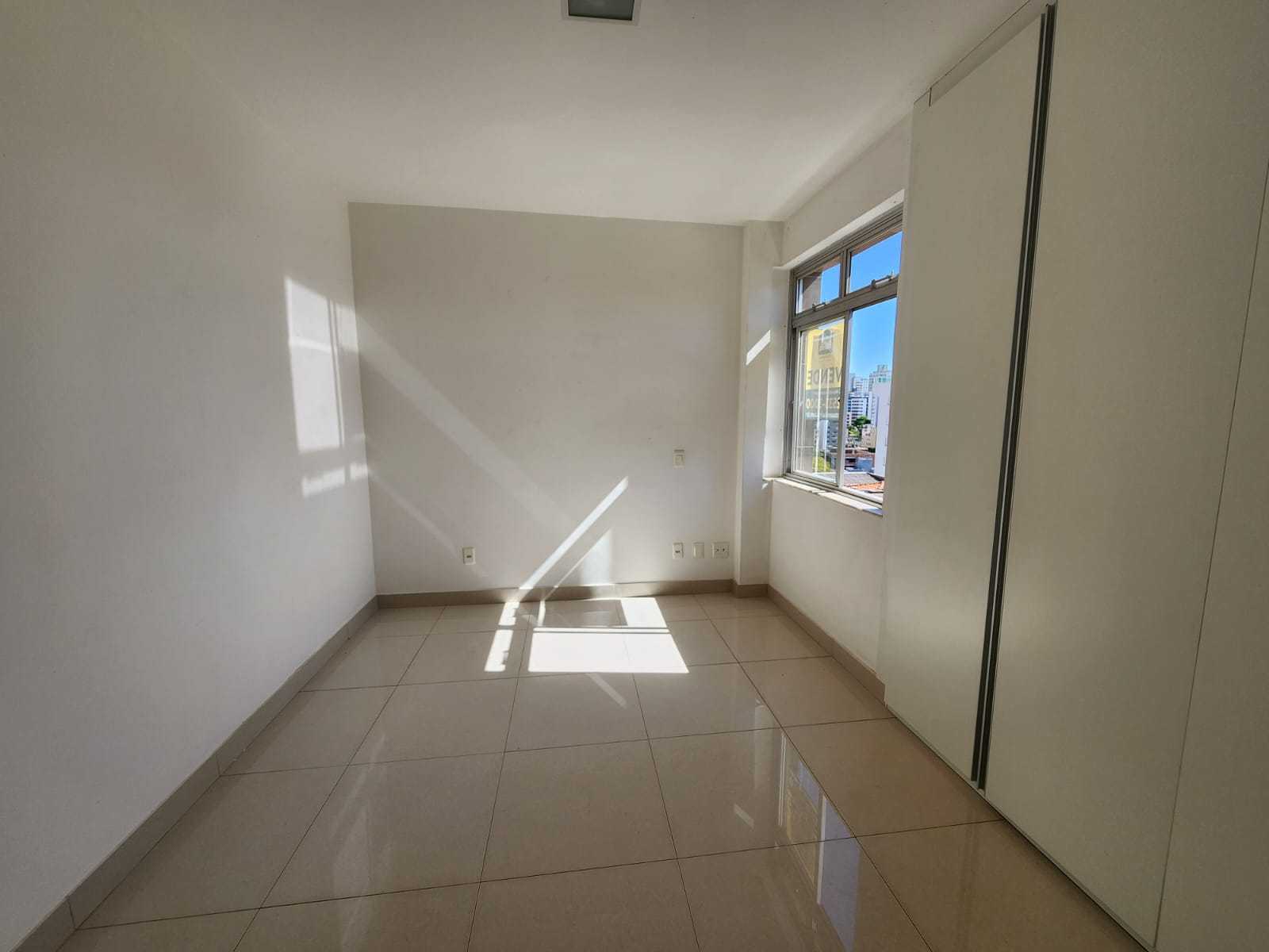 Apartamento à venda com 4 quartos, 139m² - Foto 18