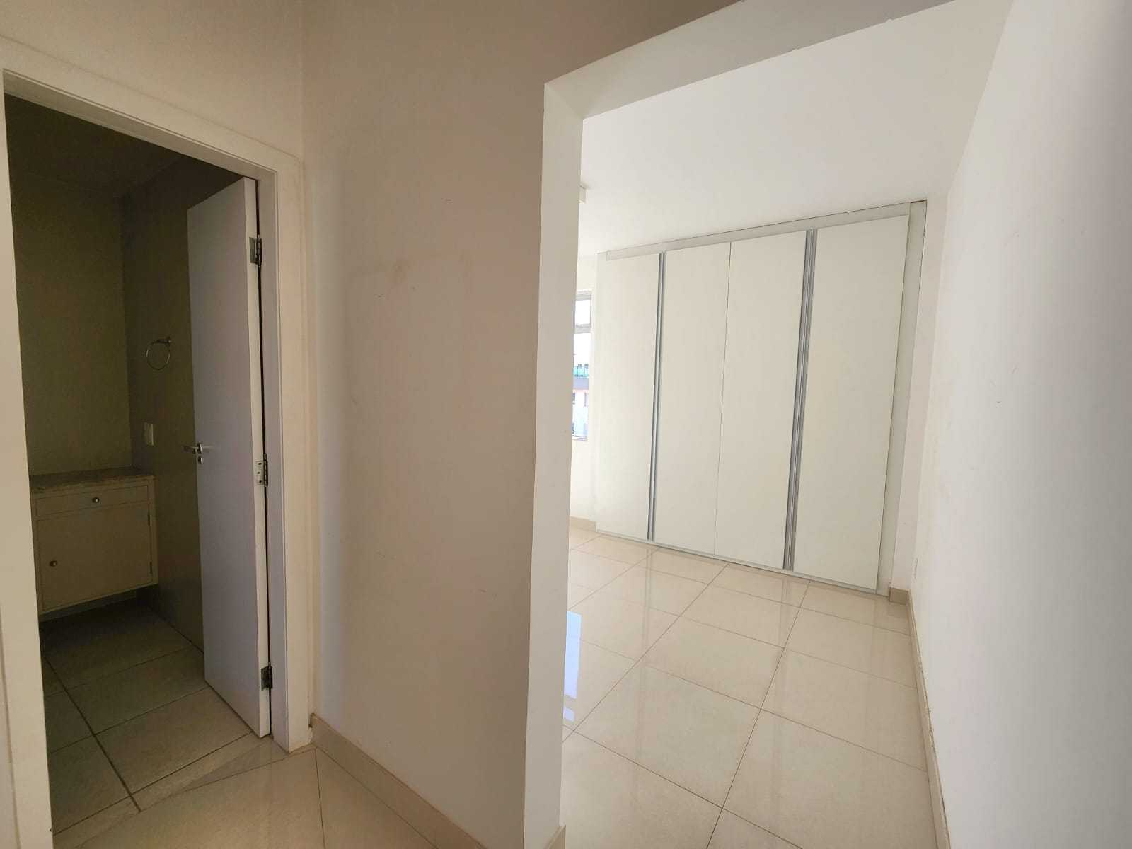 Apartamento à venda com 4 quartos, 139m² - Foto 12