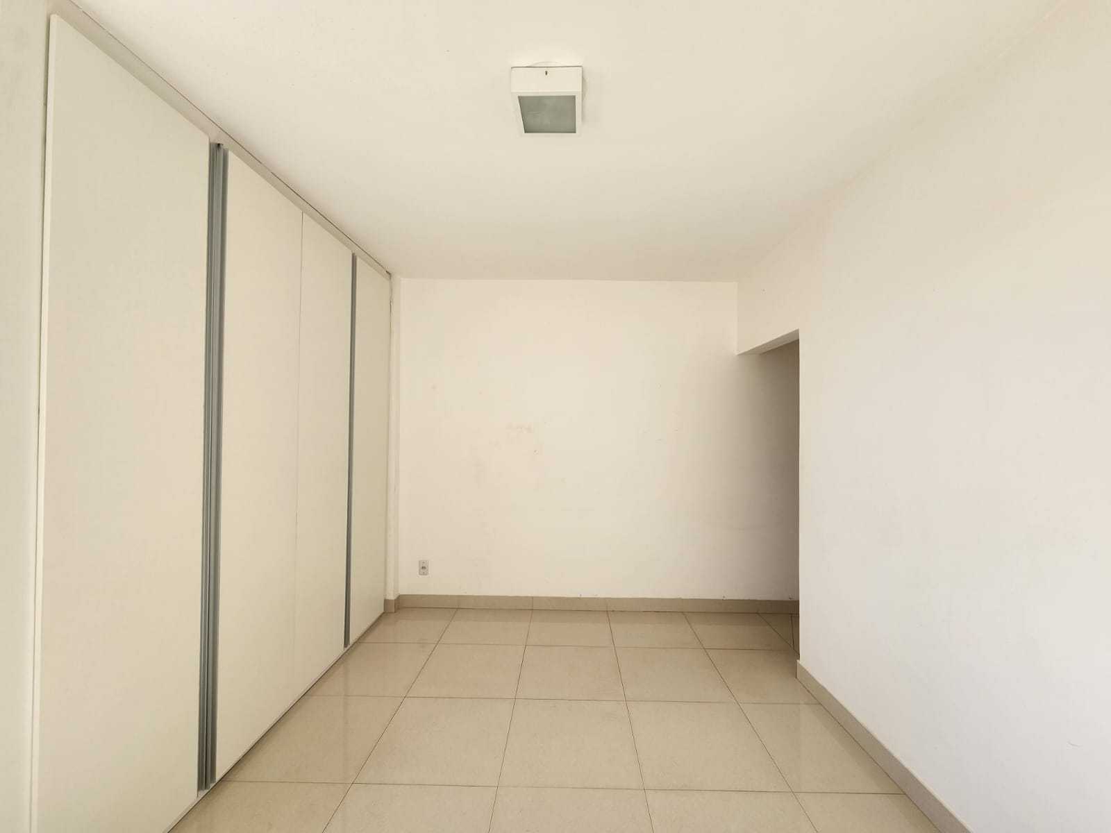 Apartamento à venda com 4 quartos, 139m² - Foto 13