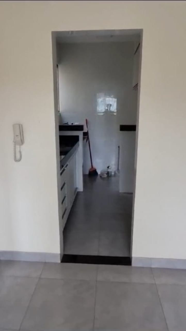 Apartamento à venda com 2 quartos, 50m² - Foto 11