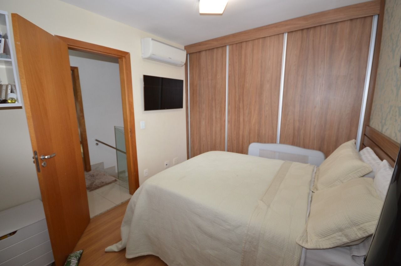 Cobertura à venda com 2 quartos, 117m² - Foto 2