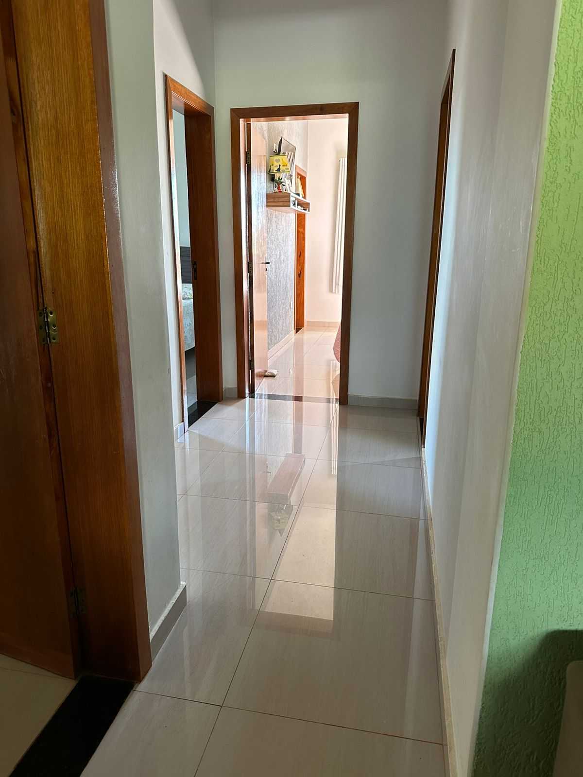 Casa à venda com 3 quartos, 250m² - Foto 4