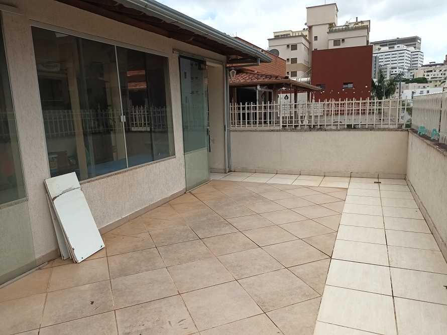 Cobertura à venda com 5 quartos, 200m² - Foto 1