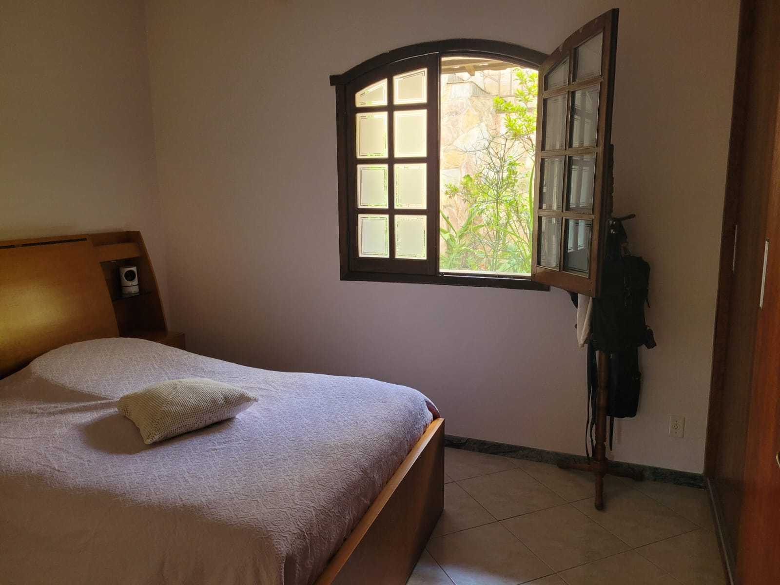 Casa à venda com 4 quartos, 239m² - Foto 10