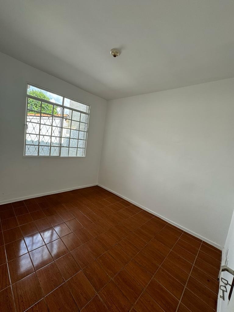 Casa à venda com 3 quartos, 92m² - Foto 8