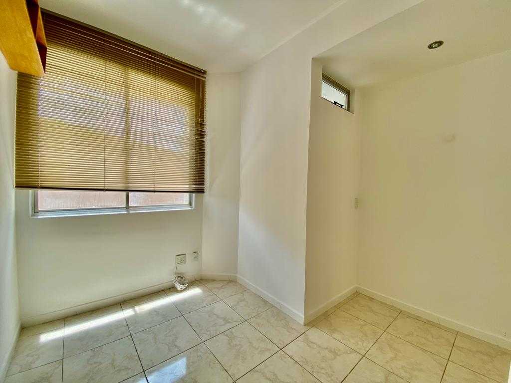 Apartamento à venda com 3 quartos, 80m² - Foto 7