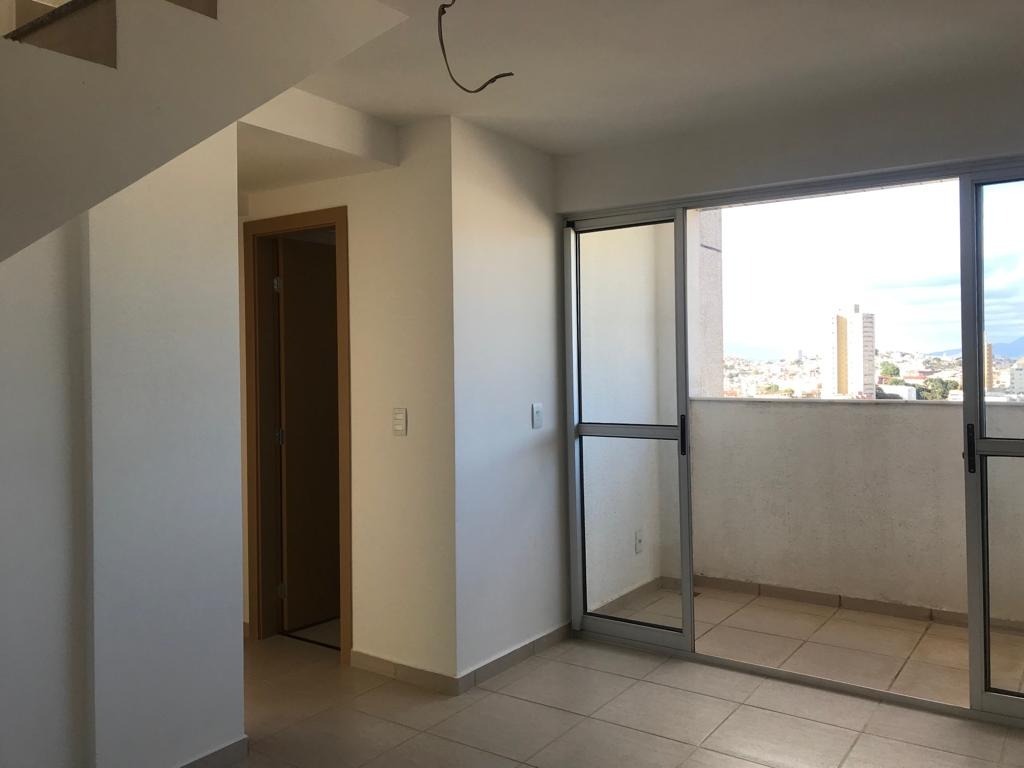 Cobertura à venda com 2 quartos, 135m² - Foto 4