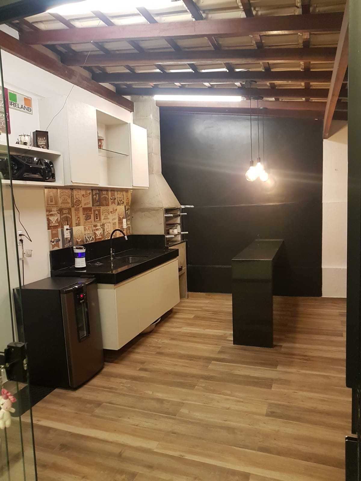 Casa à venda com 3 quartos, 130m² - Foto 4