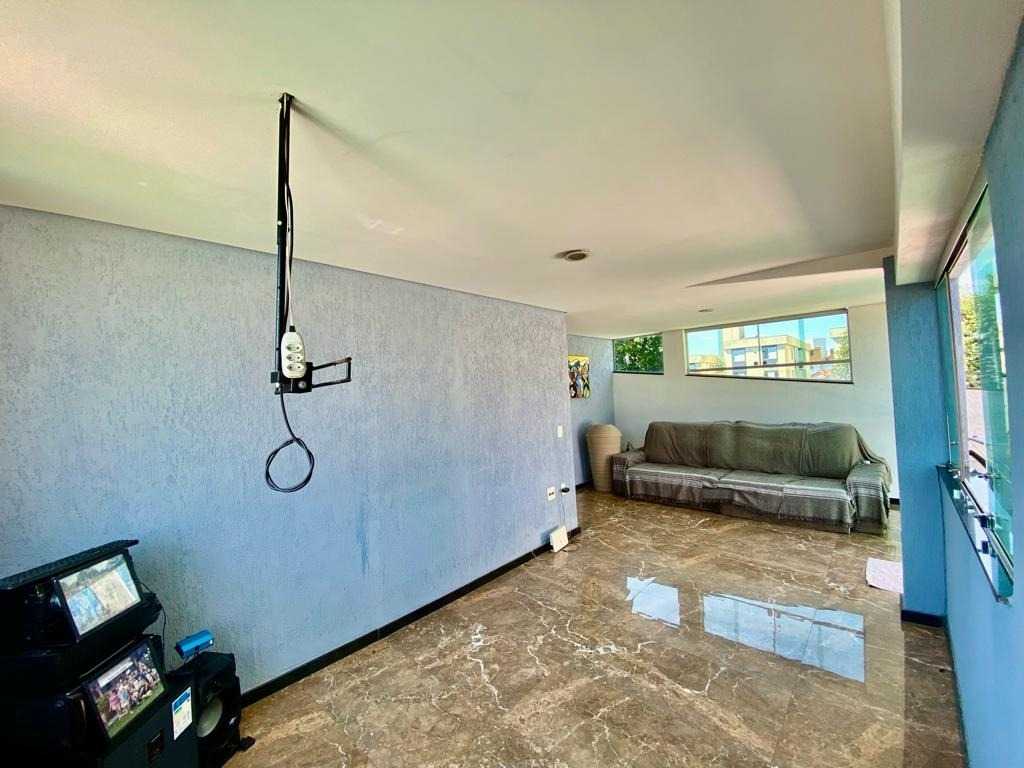 Cobertura à venda com 3 quartos, 120m² - Foto 3