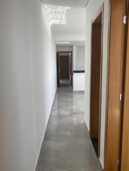 Apartamento à venda com 2 quartos, 69m² - Foto 3